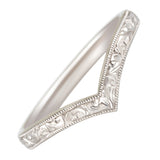 Wishbone wedding ring in white gold and hand engraved