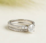 Fine engraved pattern wedding ring with matching engagement ring