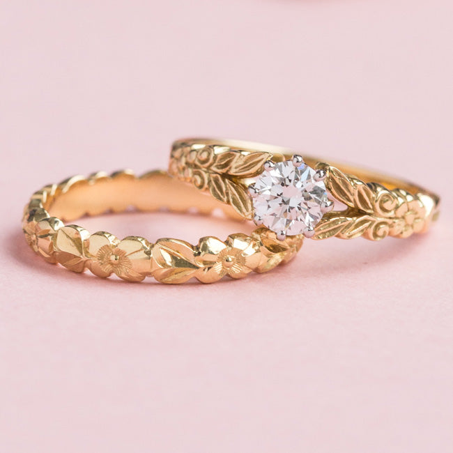 Floral bridal set in 18ct yellow gold