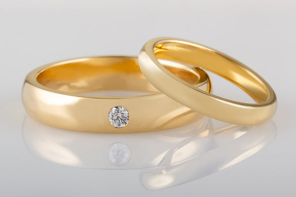 Yellow gold wedding rings for men