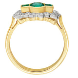 beautiful vintage emerald and diamond cluster ring 