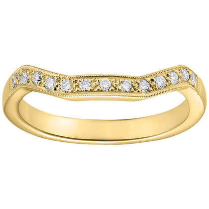 Diamond shaped wedding band in yellow gold with millegrain