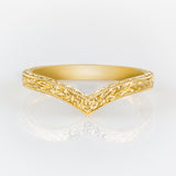 Forget me not v-shape wedding ring in yellow gold
