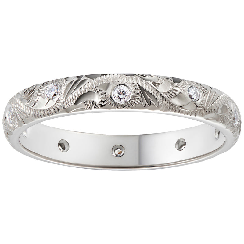 Paisley patterned engraved diamond wedding band in platinum