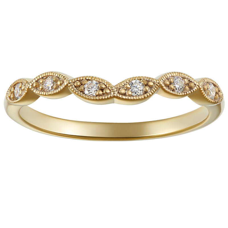 shaped scalloped diamond wedding band in yellow gold