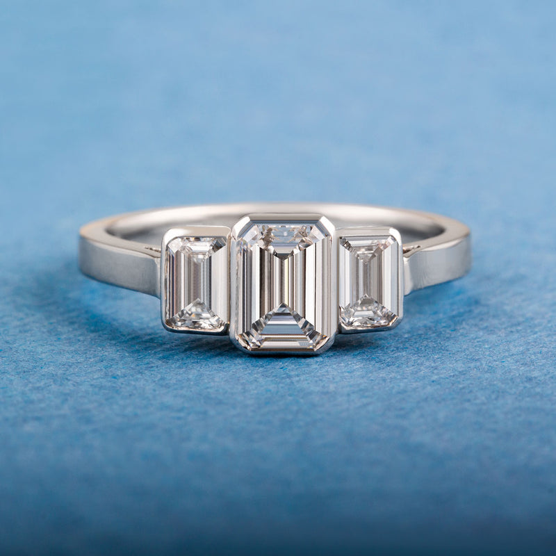 The Stevie Ring (Emerald) – Taylor Custom Rings