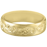 Yellow gold paisley engraved men's wedding ring