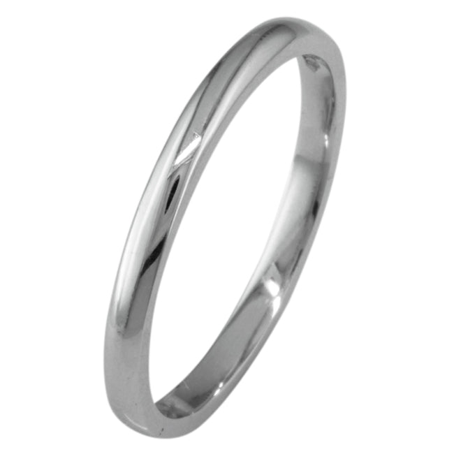 Traditional 18ct white gold wedding ring in 2mm width