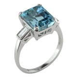 Art Deco aquamarine ring in platinum
