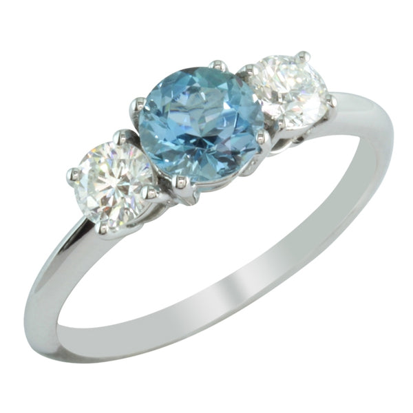 Four claw aquamarine three stone ring