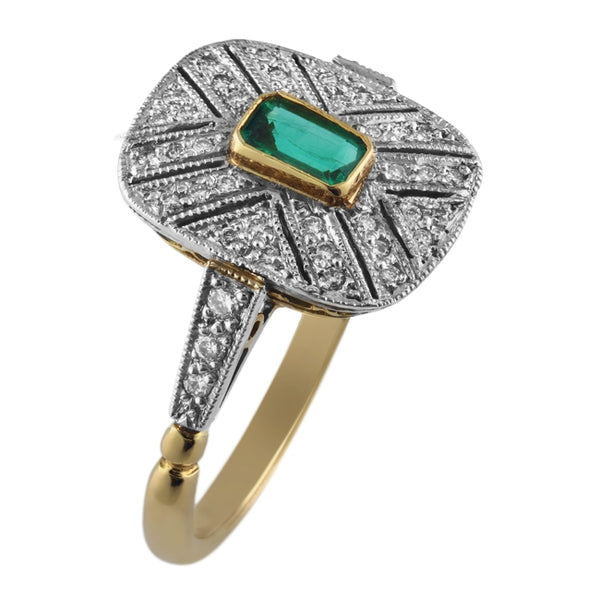 Emerald pierced plaque ring in platinum and yellow gold