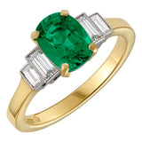 Art Deco emerald ring with baguette diamonds in yellow gold