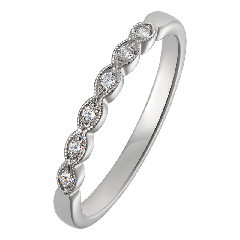 Scalloped platinum diamond wedding ring