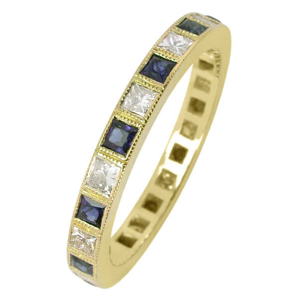 Princess cut sapphire and diamond wedding ring in yellow gold