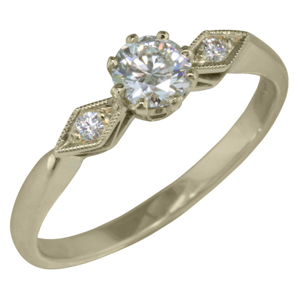Vintage yellow gold engagement ring