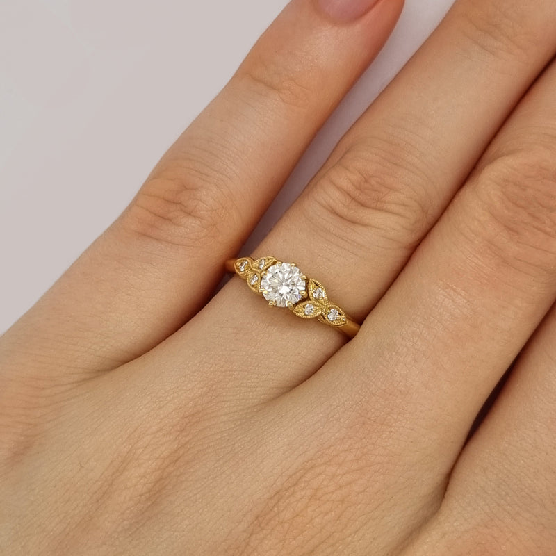 Kylie's 18ct Yellow Gold Radiant Cut Diamond Engagement Ring
