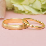 Yellow gold wedding ring set